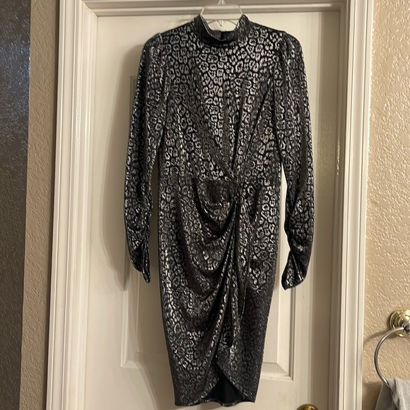 Calvin Klein sparkly dress, size 4 - Picture 3 of 11